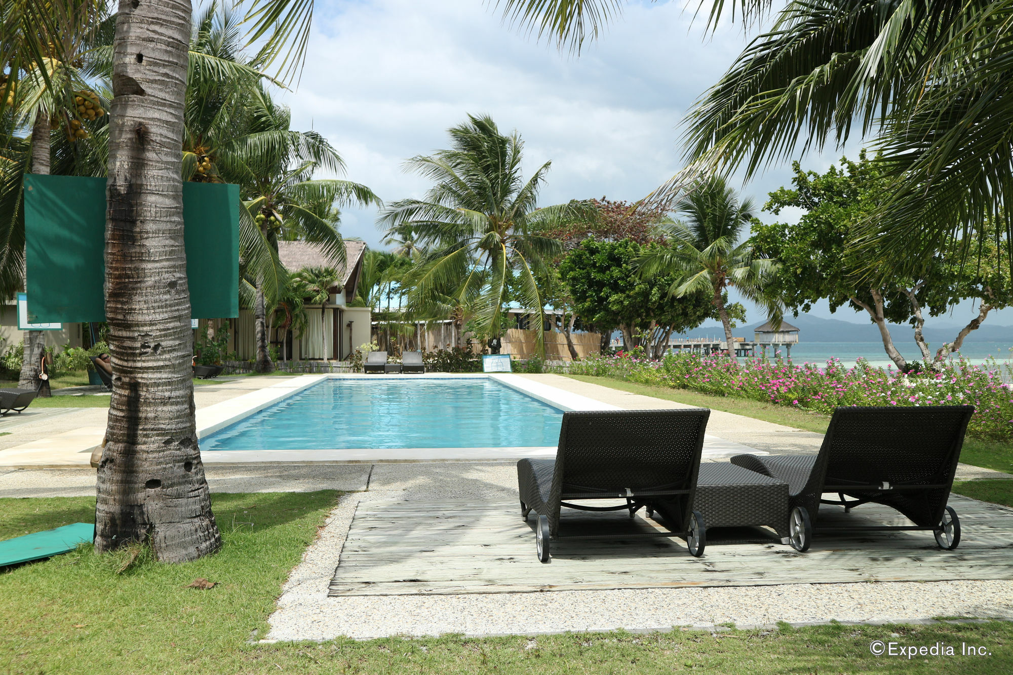 Dos Palmas Island Resort & Spa Puerto Princesa Exterior foto